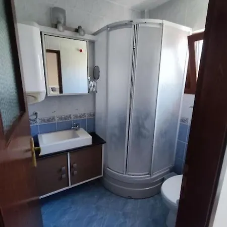 بيت للعطل Bademli Muestakil Yazcenneti Sitesi
