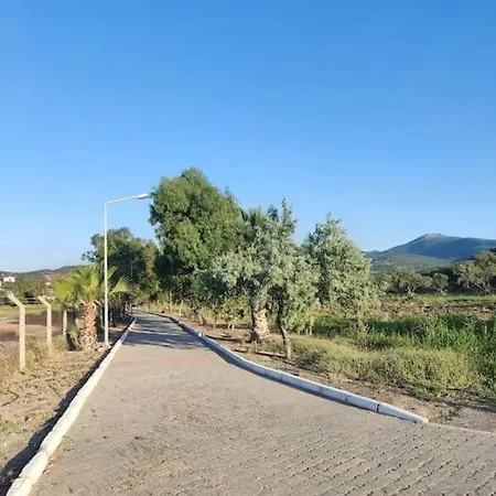 بيت للعطل Bademli Muestakil Yazcenneti Sitesi ديكيلي